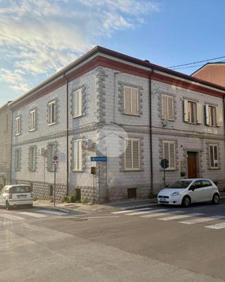 4 LOCALI A CAMPOBASSO