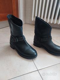 stivaletti numero 36