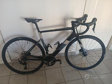 Cannondale supersix Evo Neo 3 (2021) solo 1500 km