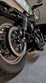 HARLEY-DAVIDSON 883