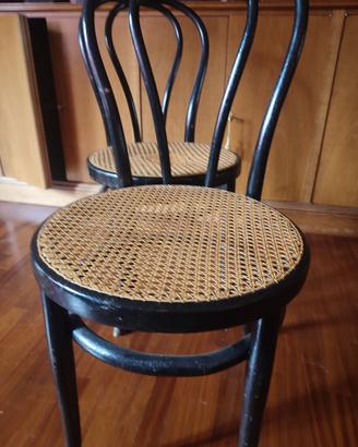 sedie stile thonet con seduta in paglia di Vienna 