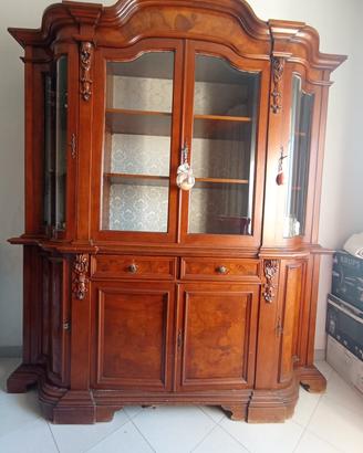 Credenza 