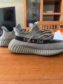 Yeezy boost 350 V2