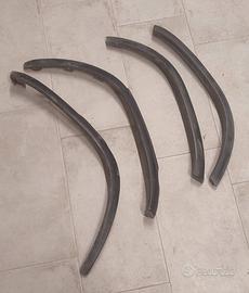 Kit 4 parafanghini modanature Nissan Terrano 2