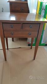 Tavolino in arte povera