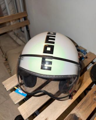 Casco momo design