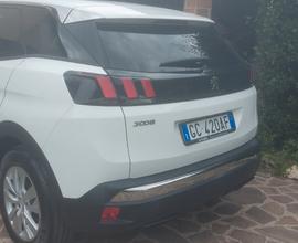 Peugeot 3008 auto italiana 1.5 130cv