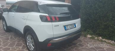 Peugeot 3008 auto italiana 1.5 130cv