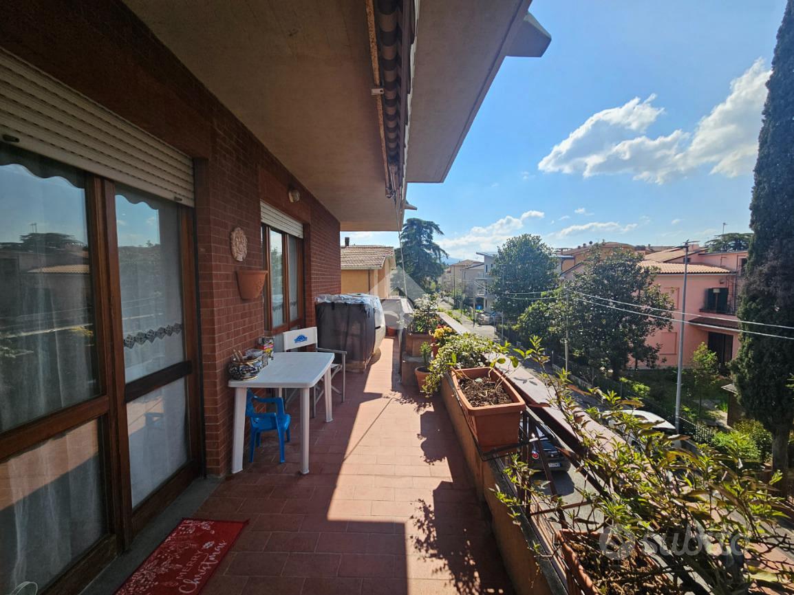 5 LOCALI A FOLIGNO - Vista 6