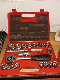 Attrezzi vari per officina / fai da te