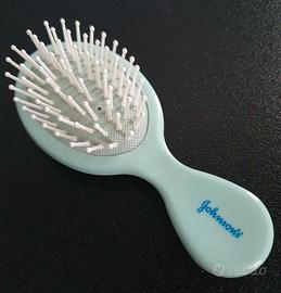 SPAZZOLA PER CAPELLI