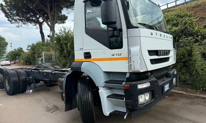 Stralis 310 passo 4800