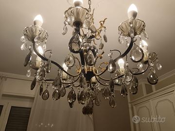 Lampadario a goccia di cristallo