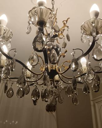 Lampadario a goccia di cristallo