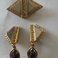 Competo di alta bigiotteria orecchini piu spilla