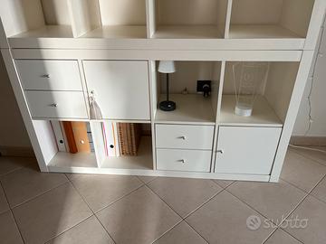 Mobile libreria Kallax con 2 cassetti e 2 anye