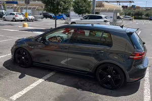VOLKSWAGEN GOLF GTI