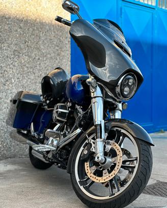 Street Glide FLHXS- special