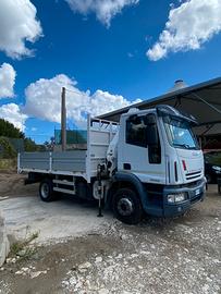 Iveco Eurocargo con gru Bonfiglioli