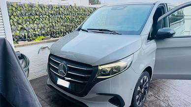 Mercedes vito V class  tourer  select 119 lising