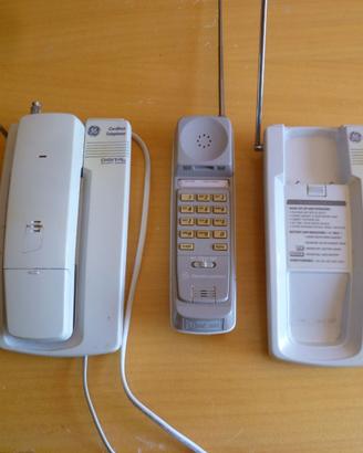 Lotto 2 Telefoni Cordless con base, modello 5-2308