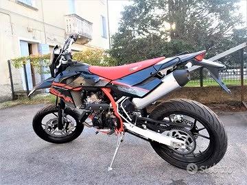 New motard swm sm 125 m.liquido bialbero