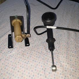 Leomar, Bucher, pompa frizione e pistoncino