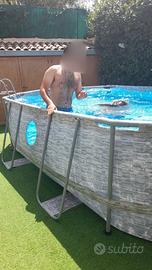 Piscina ovale usata 4 mesi. Bestway