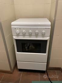 cucina a gas con forno