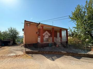 CASA INDIPENDENTE A ANAGNI