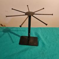 espositore per collane in ferro vintage