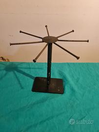 espositore per collane in ferro vintage