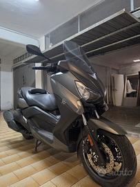 Yamaha Xmax 400