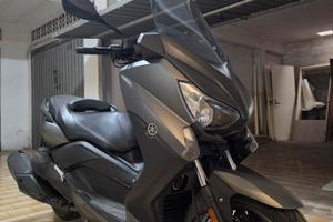 Yamaha Xmax 400