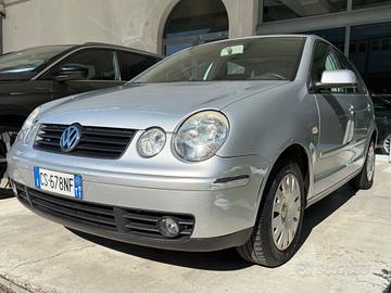 Volkswagen Polo 1.2 5p. Trendline 110.000 km