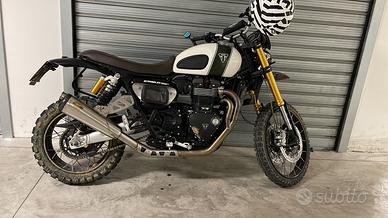 Triumph scrambler 1200 xe