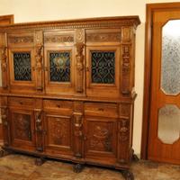 CREDENZA IN NOCE