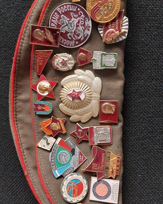 Cappello sovietico Pilotka originale con spilli  