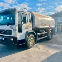 Volvo FL6-250 - CISTERNA TRASPORTO CARBURANTE CON 