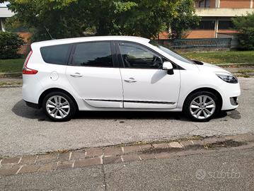 Renault Scenic 7 posti anno 2012