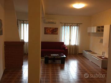 Trilocale arredato a Balsorano