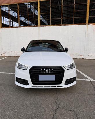 Audi A1 s-line 1.4 tdi 90cv