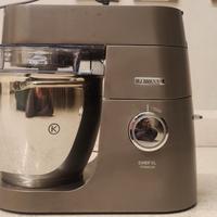 Impastatrice planetaria Kenwood e accessorio food 