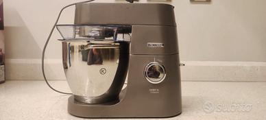 Impastatrice planetaria Kenwood e accessorio food 