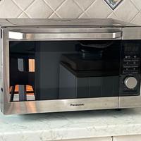 Panasonic Forno a Microonde Combinato NN-C69KSMEPG
