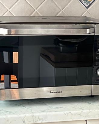 Panasonic Forno a Microonde Combinato NN-C69KSMEPG