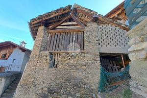 CASA SEMINDIPENDENTE A INTROD