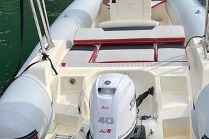 gommone motore nuovo e carrello