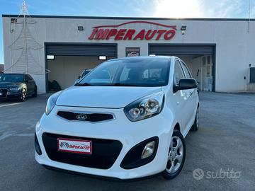 Kia Picanto 1.0 5 porte Style TAGLIANDATA