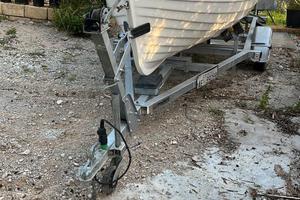 lancia marino con carrello omologato 